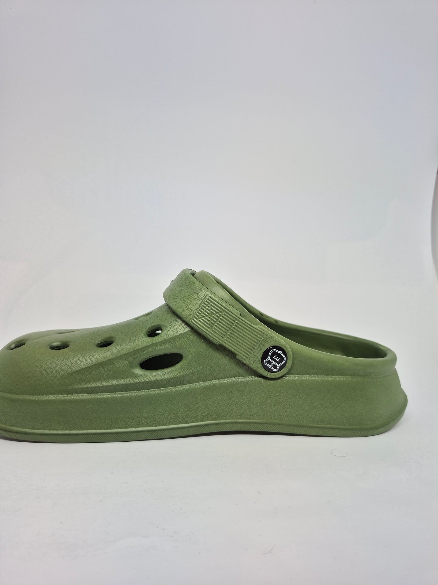 Babuche-verde-branco